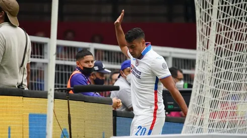 El chileno es el jugador con menos minutos disputados Men Cruz Azul