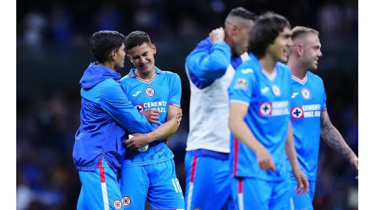 Los cementeros obtuvieron una victoria de 2-1 sobre el Rebaño