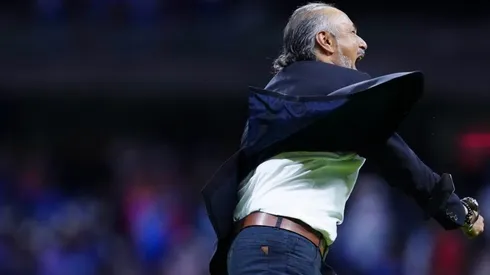 Raúl Gutiérrez en un partido de Cruz Azul