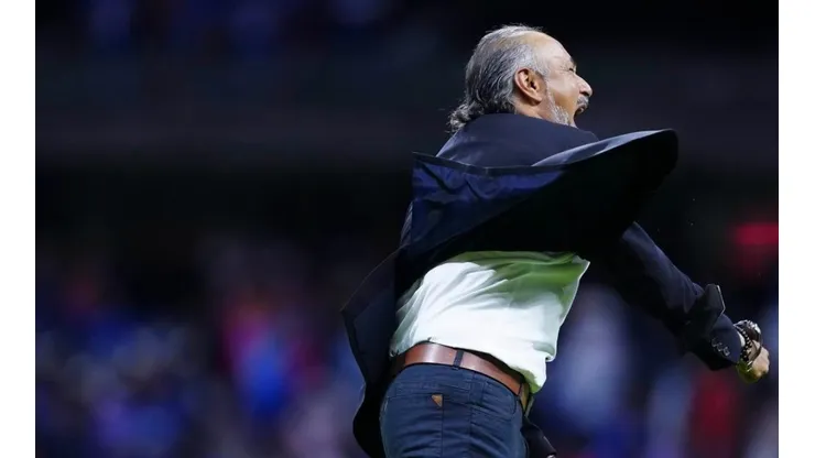 Raúl Gutiérrez en un partido de Cruz Azul