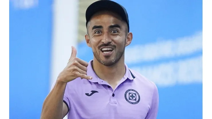 Rafa Baca sorprendió en el entrenamiento de Cruz Azul.