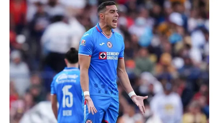 Funes Mori en un partido de Cruz Azul
