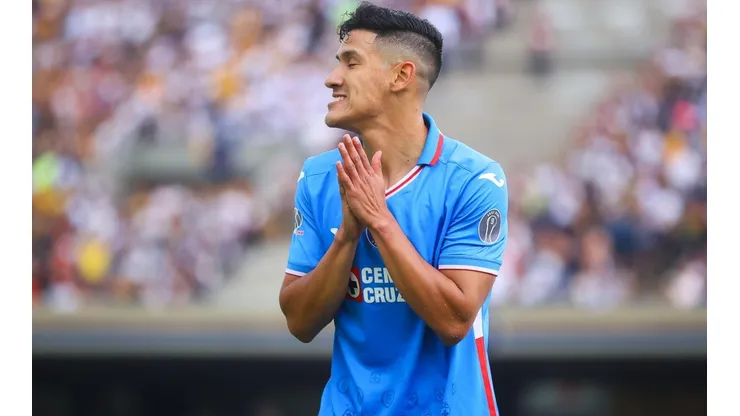 Antuna viene de jugar con la Selección Mexicana ante Perú y Colombia.