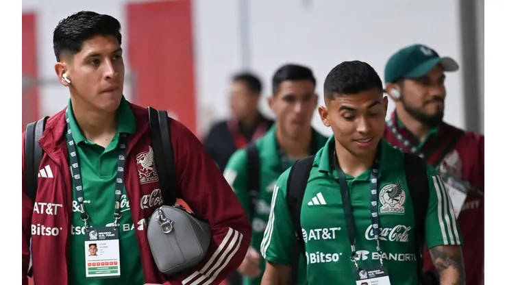 A su llegada al estadio.