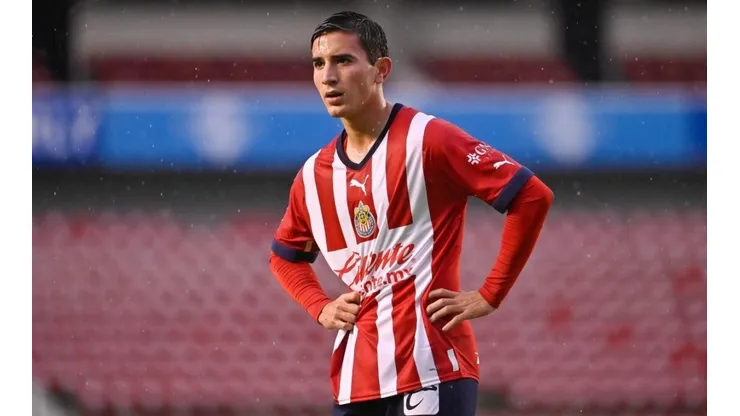 Sebastián Pérez Bouquet en un partido con Chivas