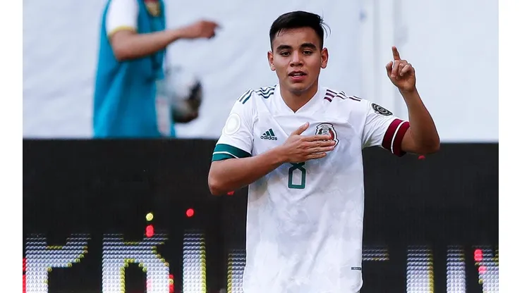 Charly Rodríguez con el Tri