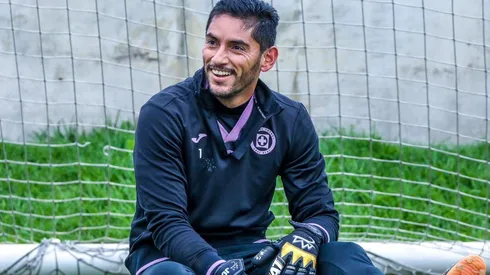 Corona saldrá desde el inicio ante los universitarios