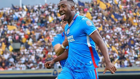 Gonzalo Carneiro ya firmó tres goles con Cruz Azul.