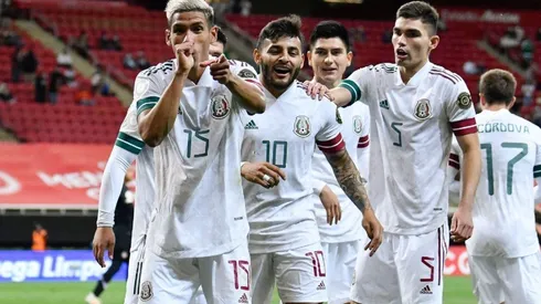 El delantero de Chivas habló de su relación con el Brujo