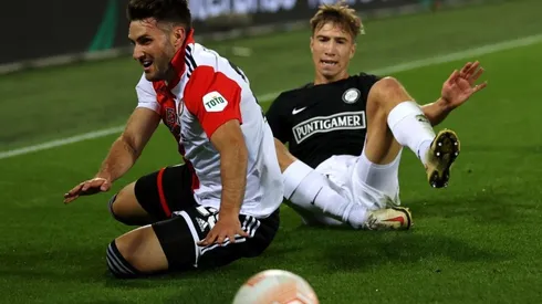 Giménez no pudo evitar la derrota del Feyenoord