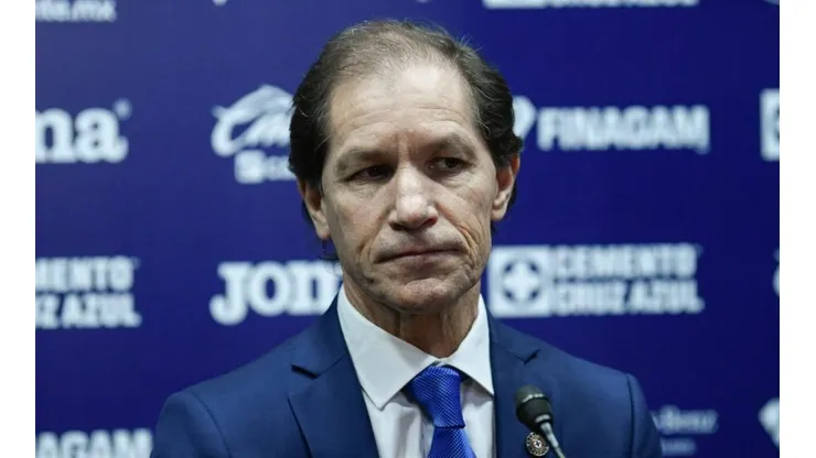 Jaime Ordiales en su presentación con Cruz Azul