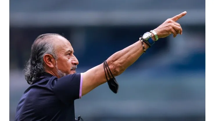 El 'Potro' Gutiérrez en un partido con Cruz Azul