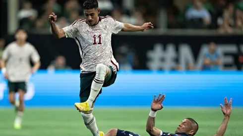 Uriel Antuna en un duelo individual