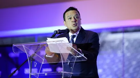 Velázquez estuvo presente en los vestidores.