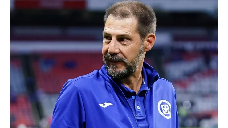 Carlos López de Silanes quedó como el nuevo director deportivo.