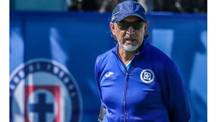 El Potro Gutiérrez debutará como DT interino de Cruz Azul ante Gallos.