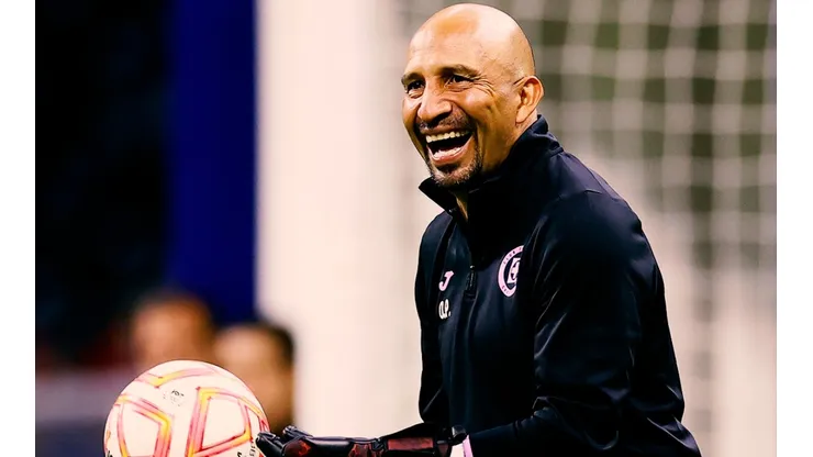 El Conejo Pérez podría ser el próximo director técnico de Cruz Azul.