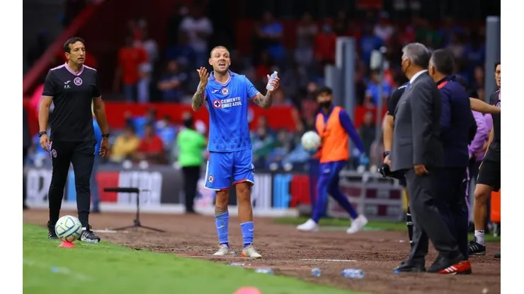El mediocampista argentino en las incidencias del duelo contra el Toluca