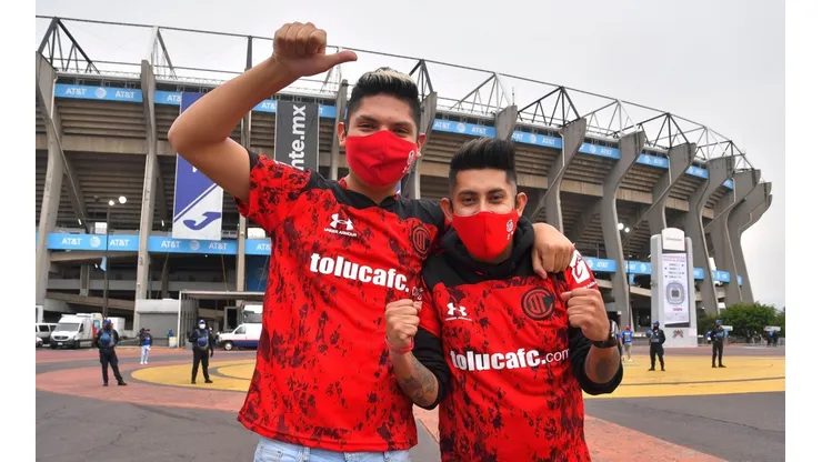 Afición de Toluca amenaza con invadir el Estadio Azteca contra Cruz Azul.