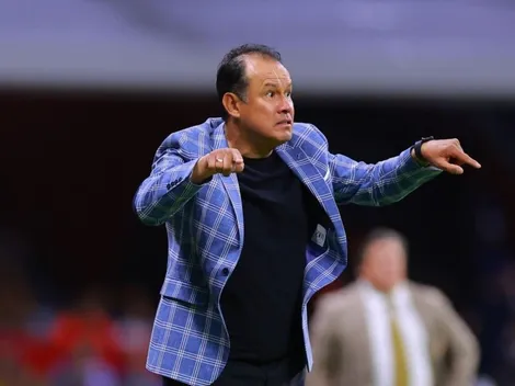 Reynoso "exhibe" a Diego Aguirre