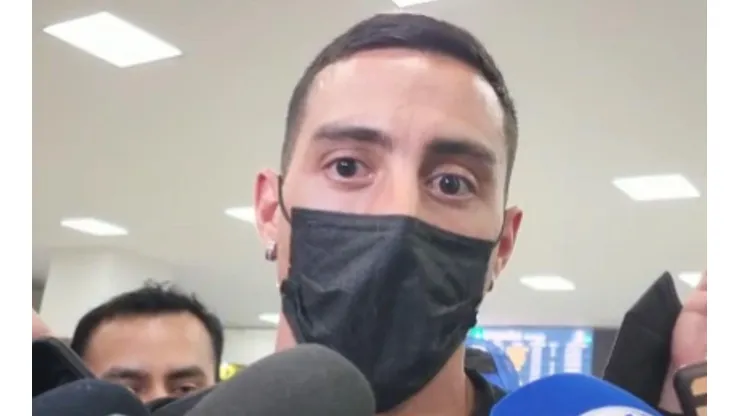 Funes Mori en el aeropuerto de la CDMX.