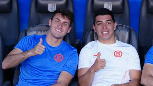 Santi y Lira.