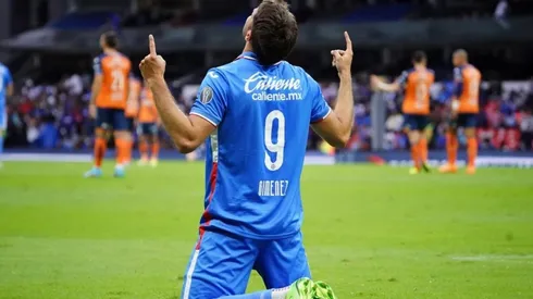 Giménez en un partido con Cruz Azul