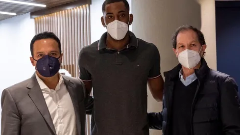 Gonzalo Carneiro ya fue anunciado como jugador de Cruz Azul.