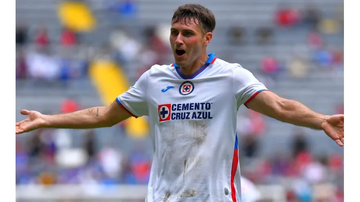 Santiago Giménez está en la mira del Feyenoord de Europa.