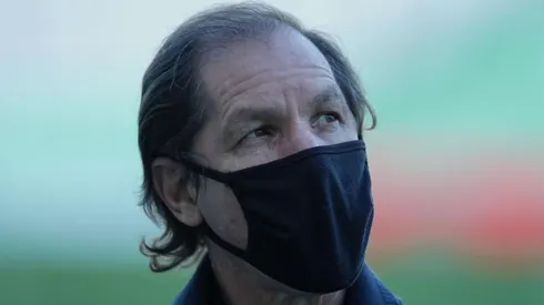 El directivo ha quedado a deber con sus falsas promesas