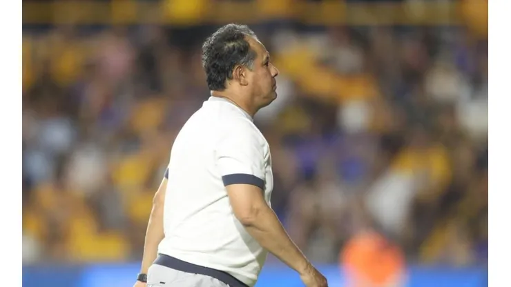 El estratega se fue de malas formas de Cruz Azul