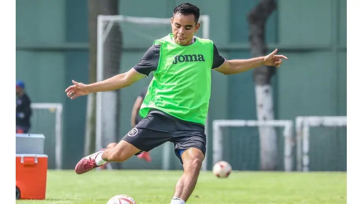 Charly Rodríguez en el entrenamiento cementero.