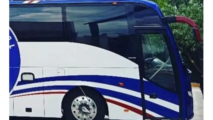 El bus que mueve a la Máquina cuando está en la CDMX.