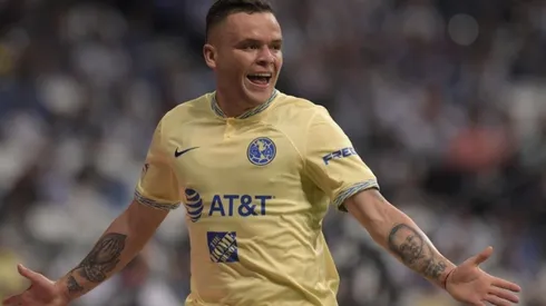 El delantero uruguayo debutó por todo lo alto