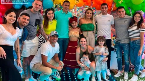 Cata Domínguez y los invitados de Cruz Azul en la fiesta de su hija.