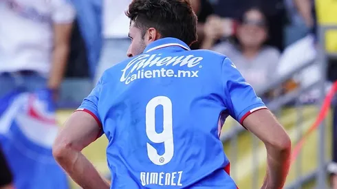 Santi Giménez es el nuevo 9 de Cruz Azul.