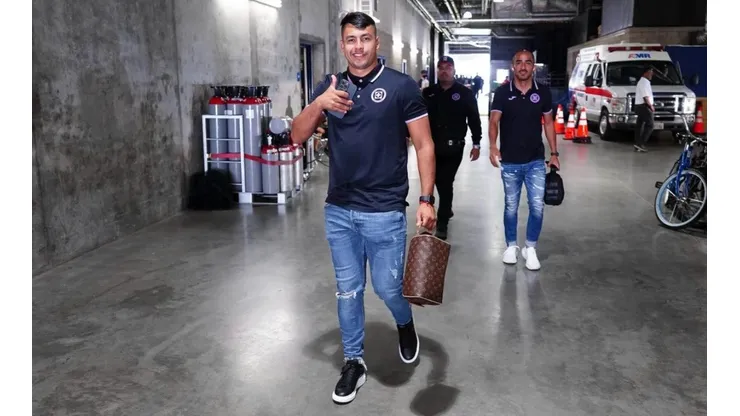 El delantero chileno quiere triunfar en Cruz Azul