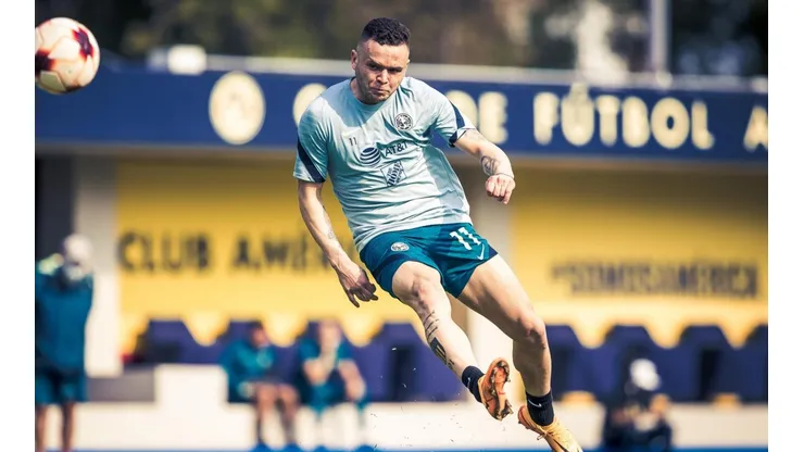 Cabecita ya anotó su priemr gol con América.