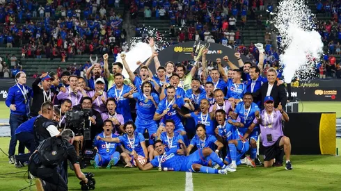 A un año del la novena una nueva copa para los Celestes.
