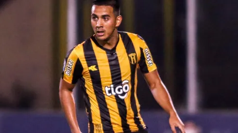 Roberto Fernández está en la mira de Cruz Azul.