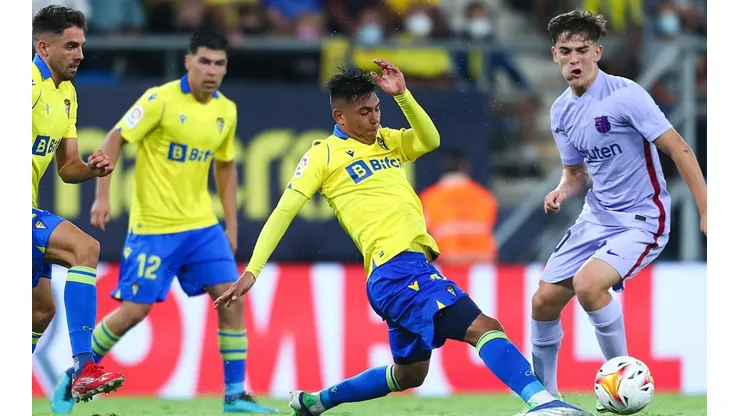Santiago Arzamendia estaría en la mira de Cruz Azul.