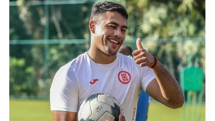 Iván Morales desde la pretemporada de Cruz Azul en Cancún.