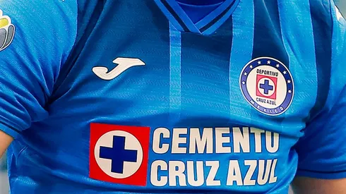 Joma sorprenderá con la nueva playera de Cruz Azul.