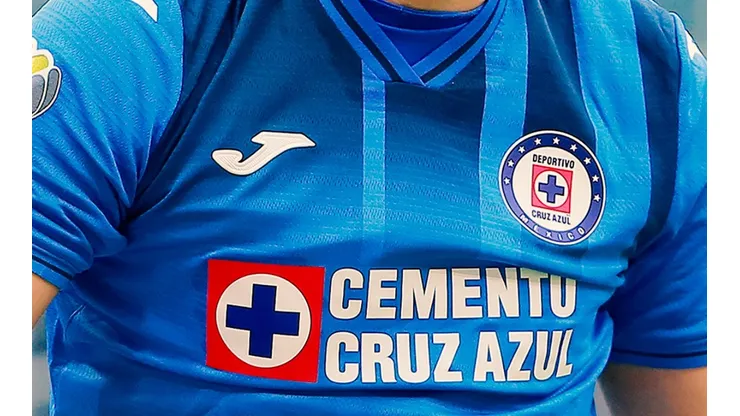Joma sorprenderá con la nueva playera de Cruz Azul.
