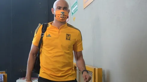 El delantero paraguayo está en el mercado