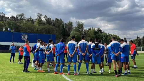 El entrenador uruguayo dirigió su primera sesión de entrenamiento