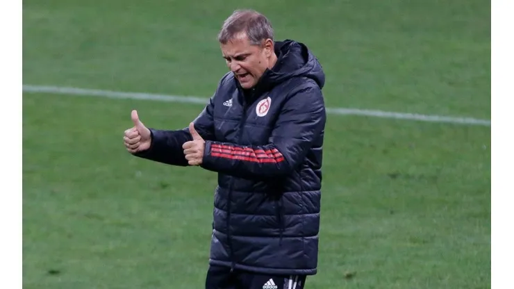 El entrenador uruguayo dirigirá su primera sesión de entrenamiento