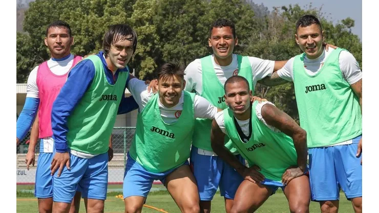 Rómulo Otero sería una de las cuatro bajas de Cruz Azul para el Apertura 2022.