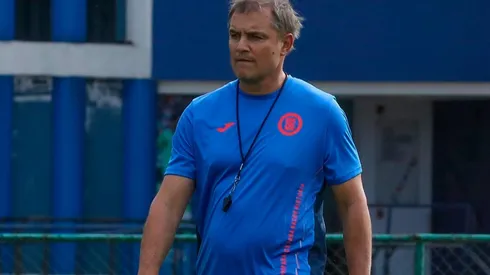 Diego Aguirre ya se presentó ante los jugadores de Cruz Azul.