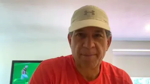 Se encuentra en casa aislado.